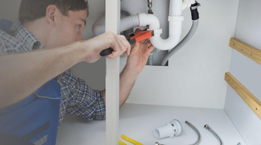 Professional clogged toilet repair in Higbee, MO